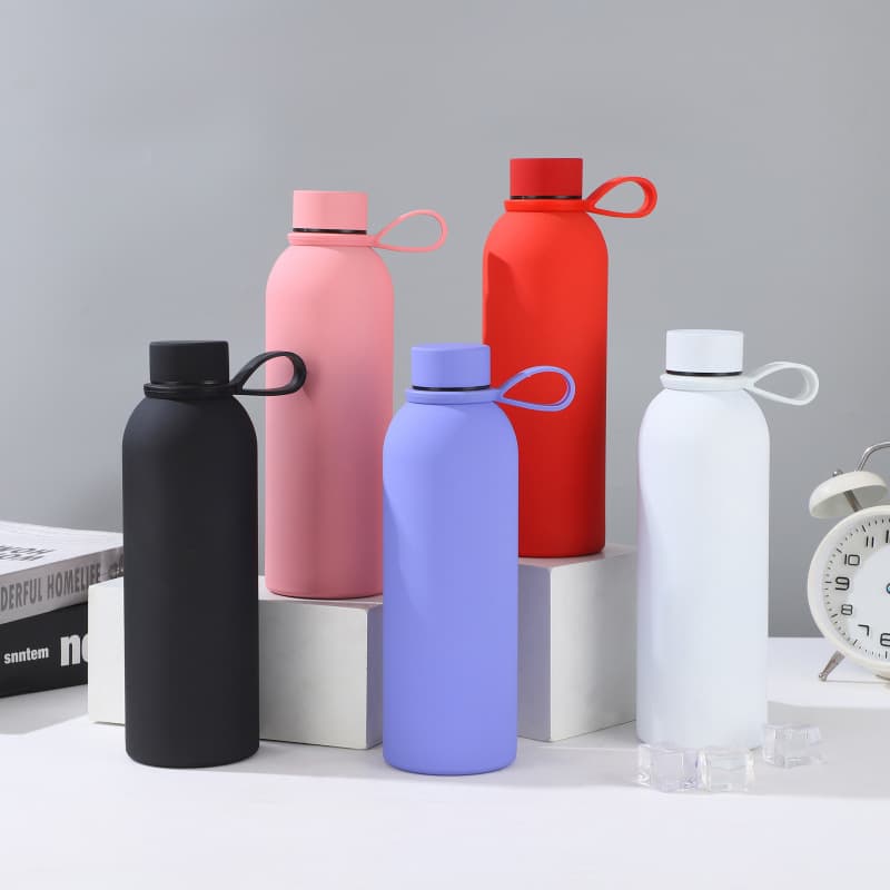 Taşınabilir 750ml açık spor su bardağı yeni kauçuk boya 304 paslanmaz çelik termos küçük ağız seyahat için düz tasarım görsel 2