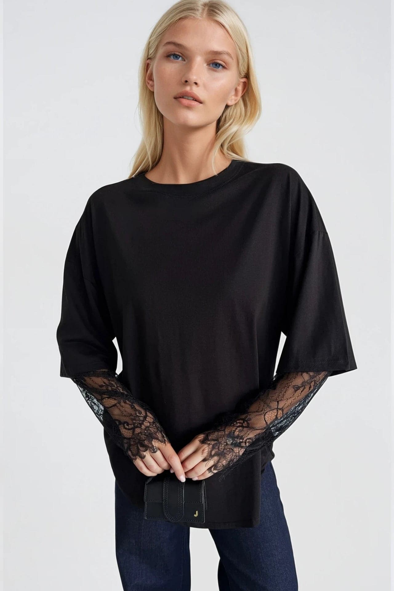 Bisiklet Yaka Kol Dantel Detay Oversize T-Shirt görsel 3