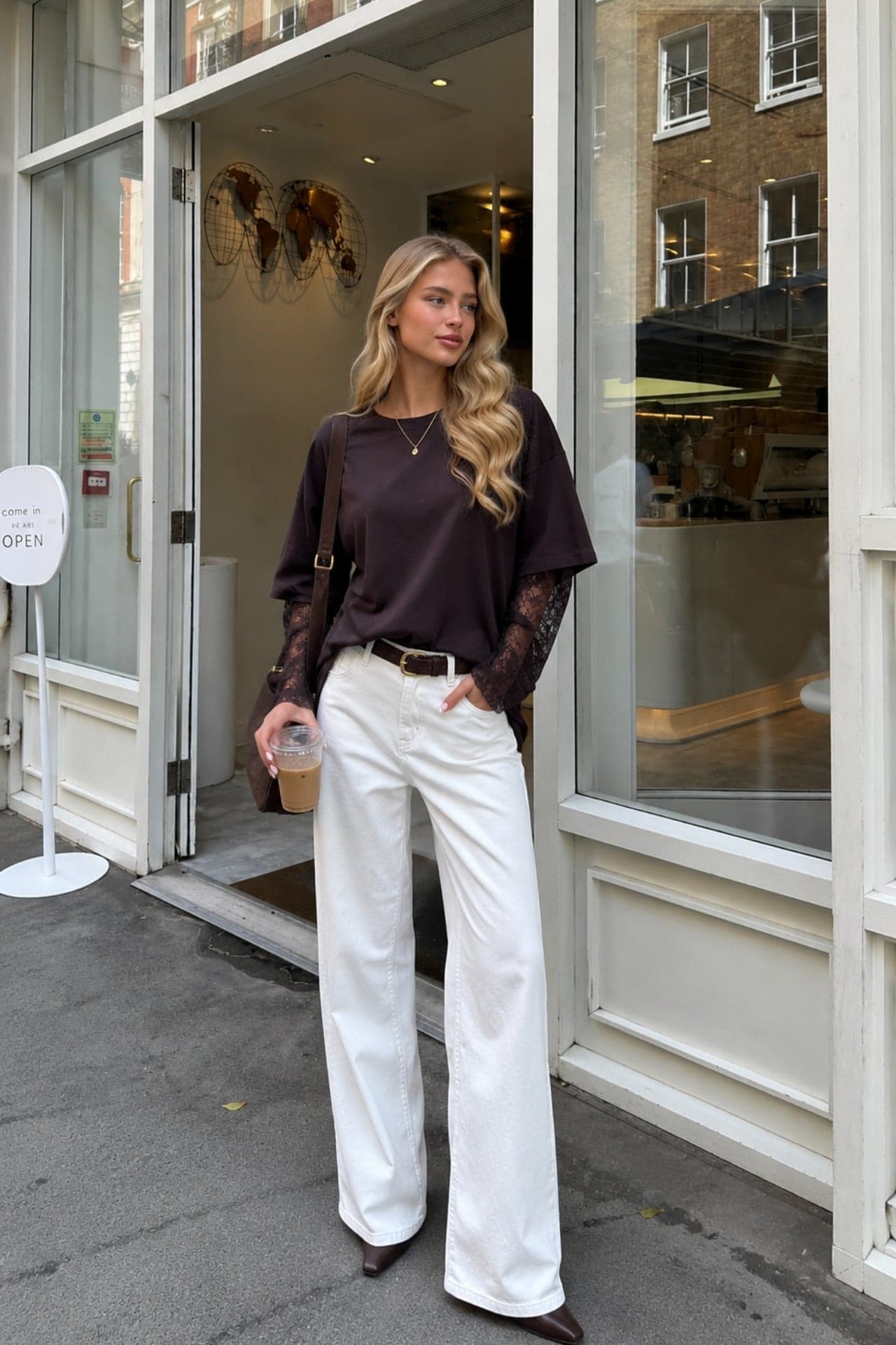 Bisiklet Yaka Kol Dantel Detay Oversize T-Shirt görsel 6