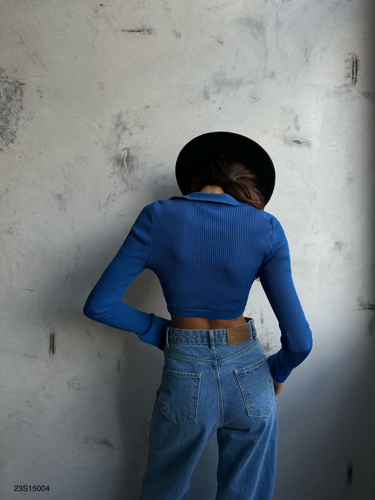 V Yaka Polo Yaka Crop Bluz görsel 4