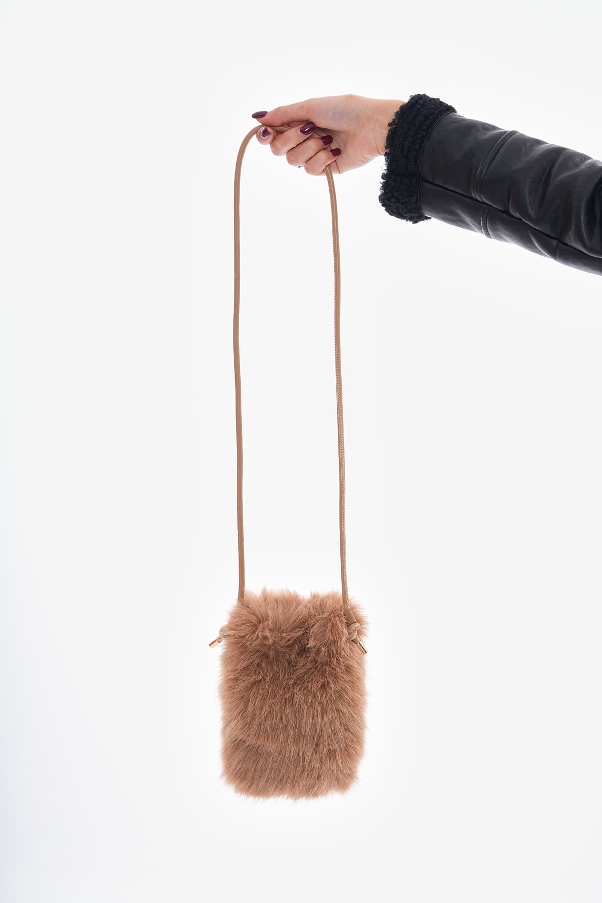 NWC-006 İçi Kadife Astarlı Camel Mini Peluş Çanta görsel 4