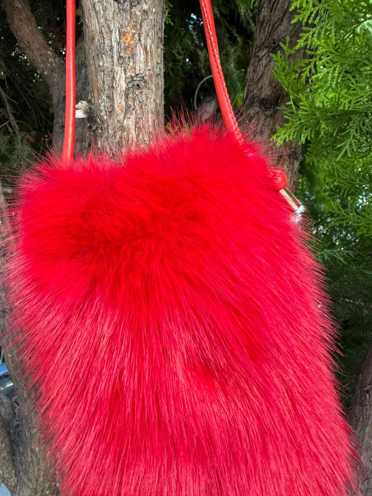 NWC-006 İçi Kadife Astarlı Kırmızı Mini Peluş Çanta görsel 3