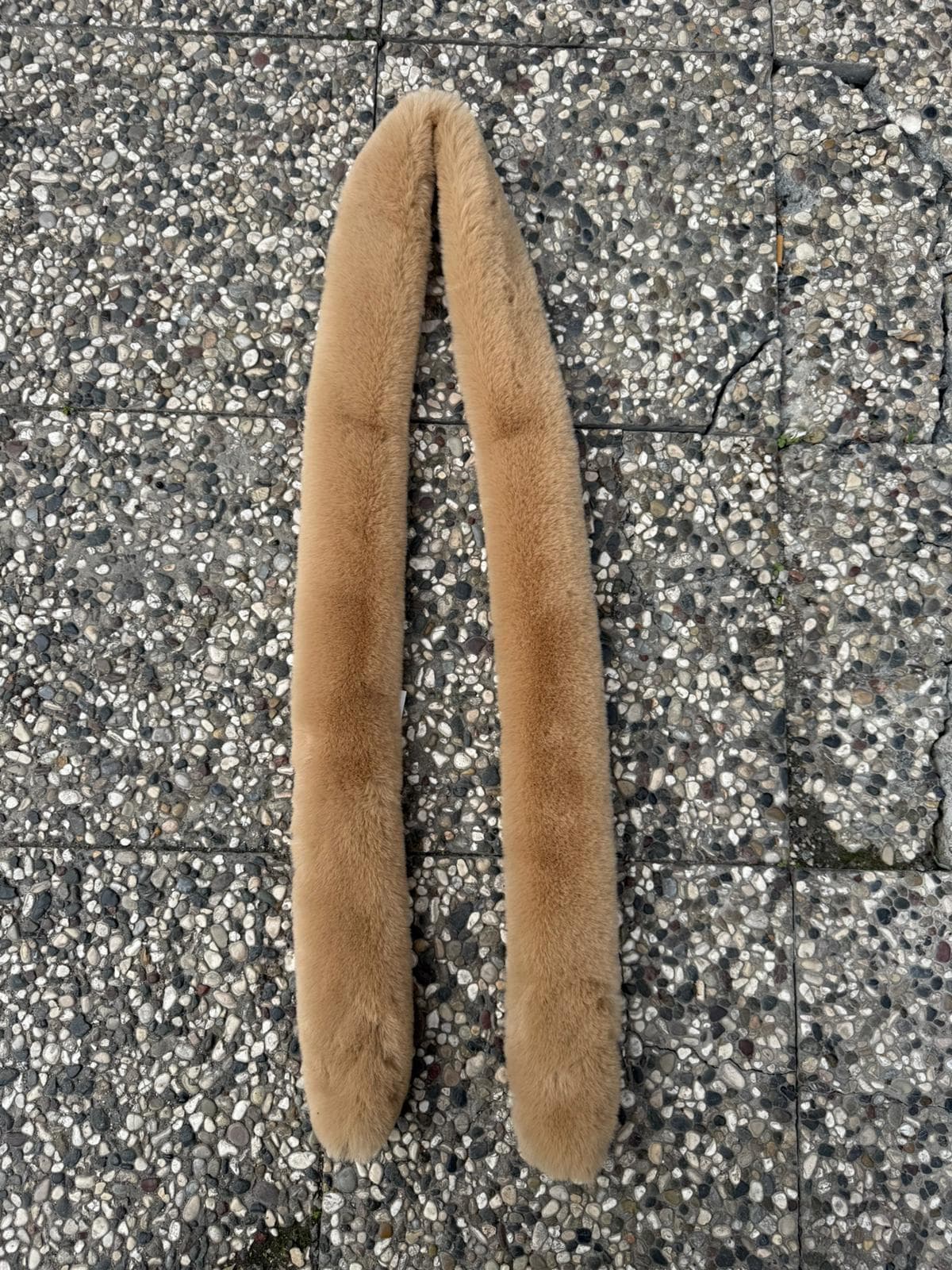 11252 Peluş Camel Uzun Kürk Boyunluk görsel 4
