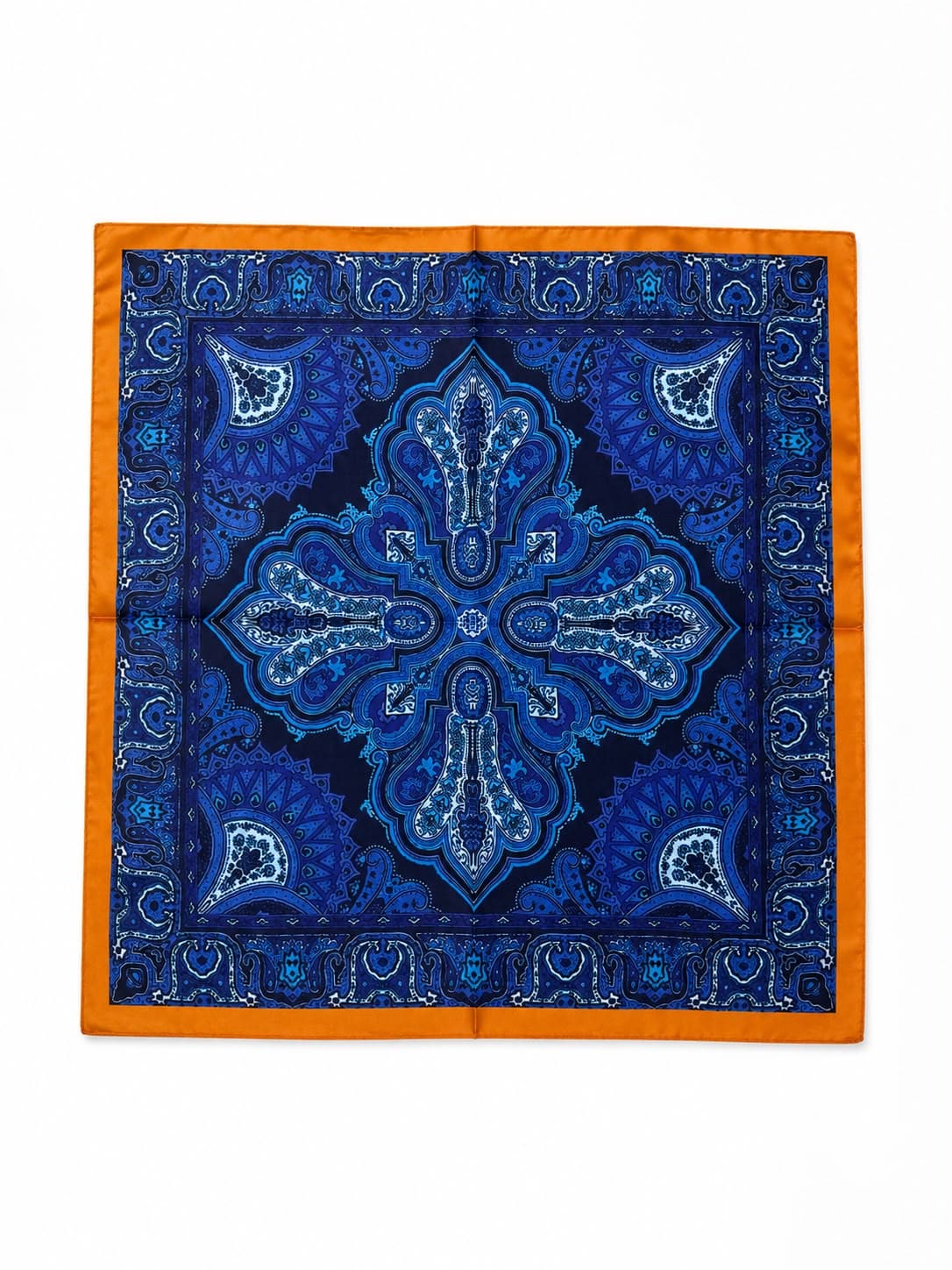 12438 Etro Desenli Saten Bandana Fular 50x50 cm