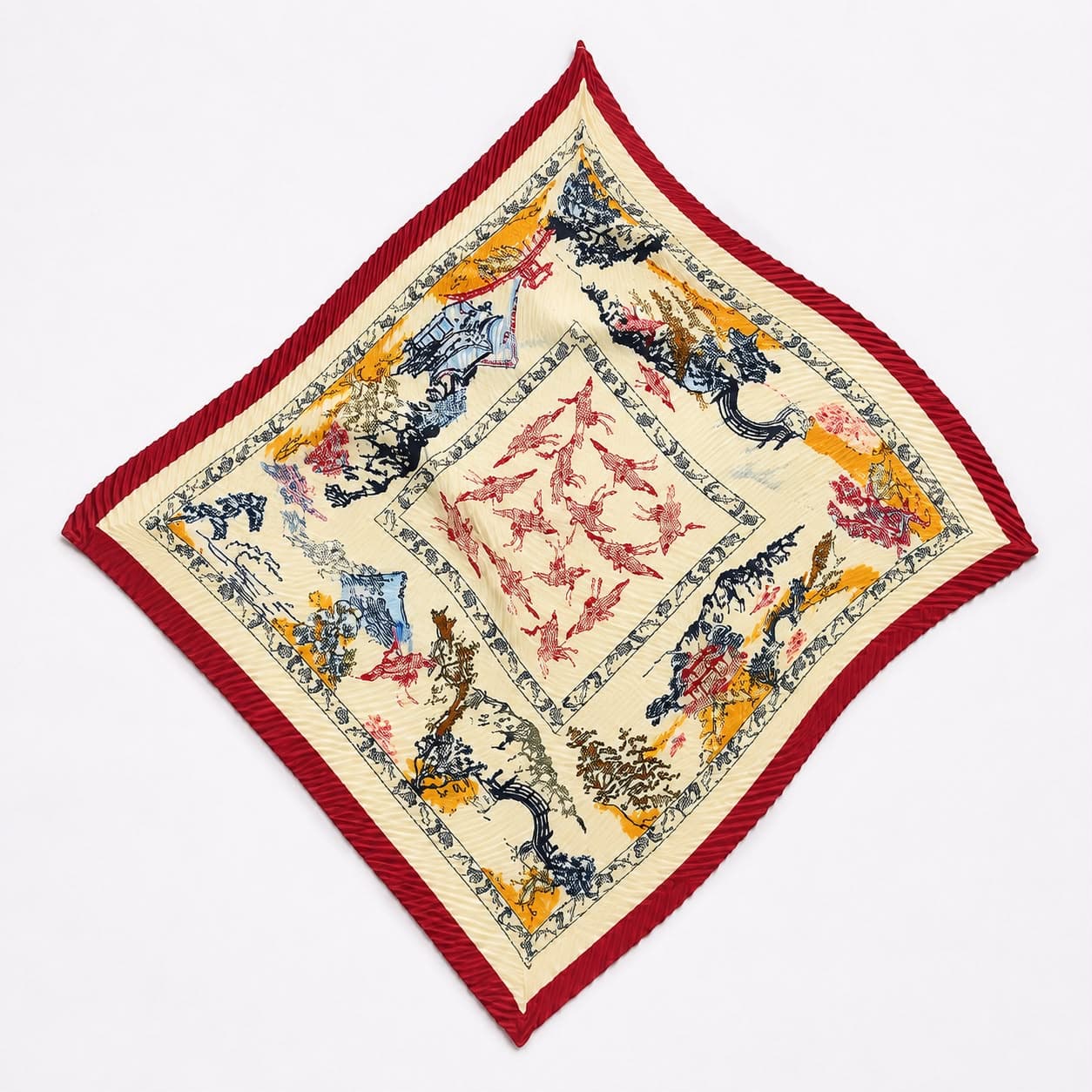 13465-1 Etnik Desenli Kırmızı Kenarlıklı Piliseli Saten Bandana Fular 50x50 cm