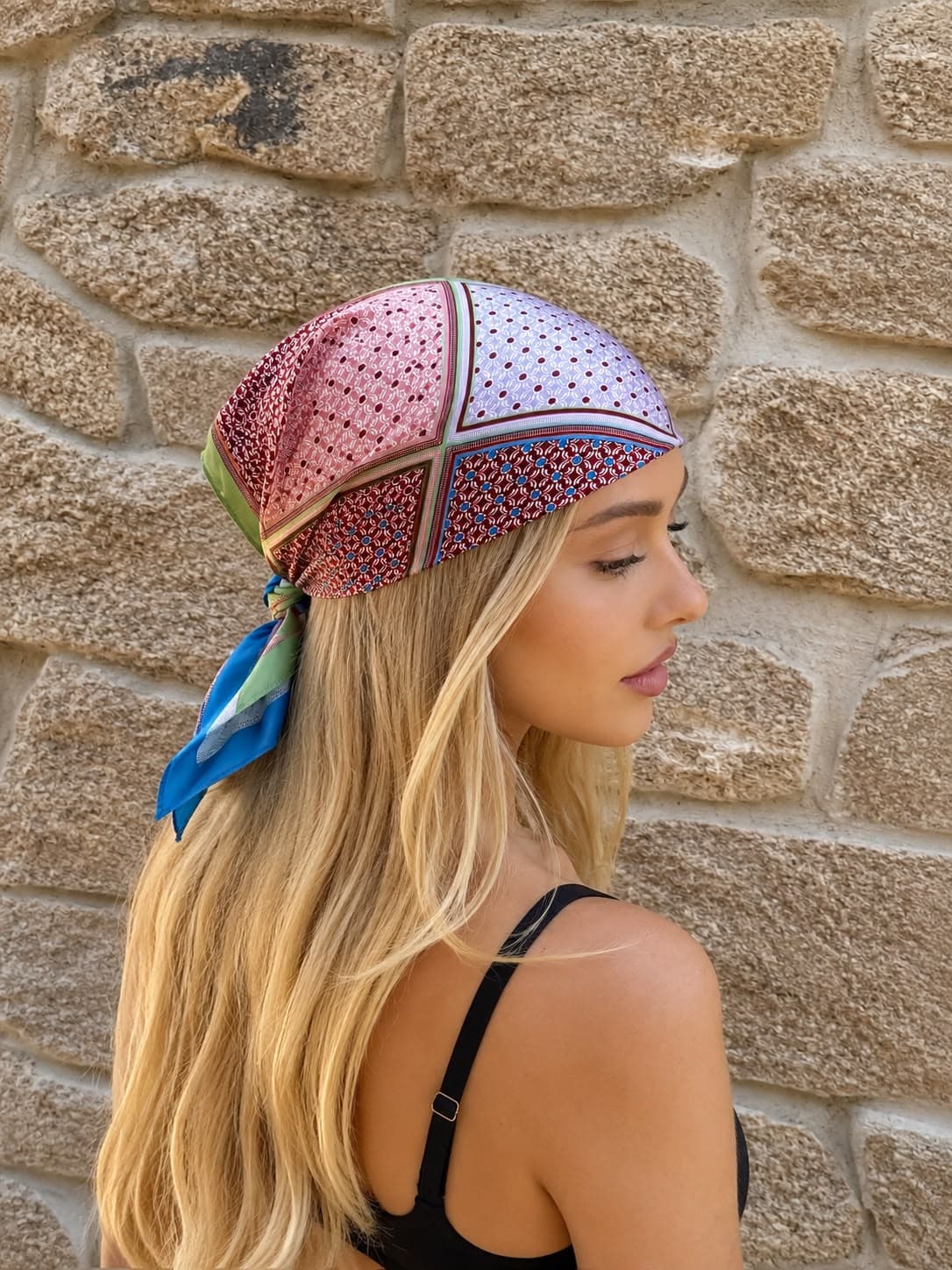 13945 Etnik Desenli Safran Yeşil Saten Bandana Fular 50x50 cm görsel 4
