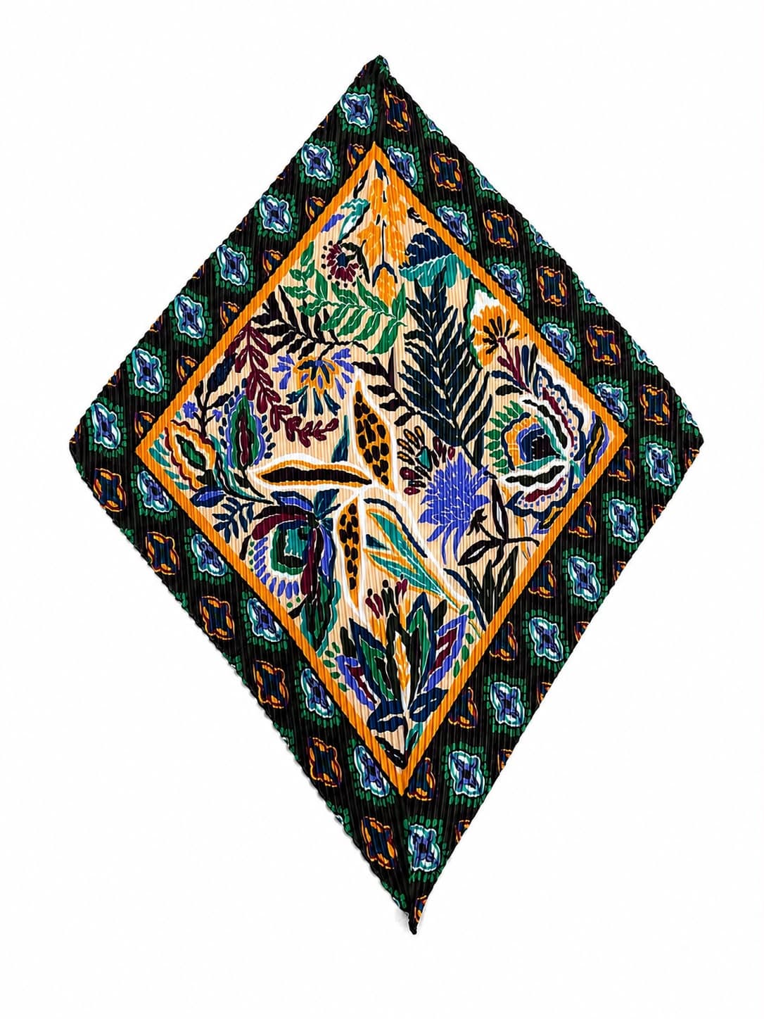 13943-1 Pliseli Etnik Desenli Safran Saten Bandana Fular 50x50 cm görsel 2