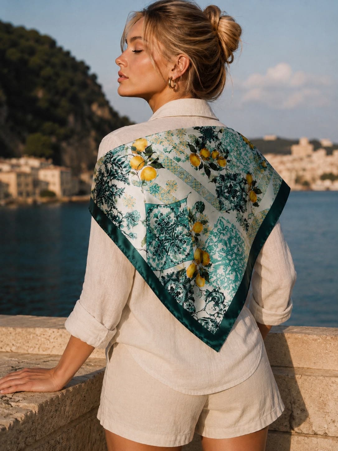 15417 Limon Desenli Yeşil Bandana Fular 70x70 cm