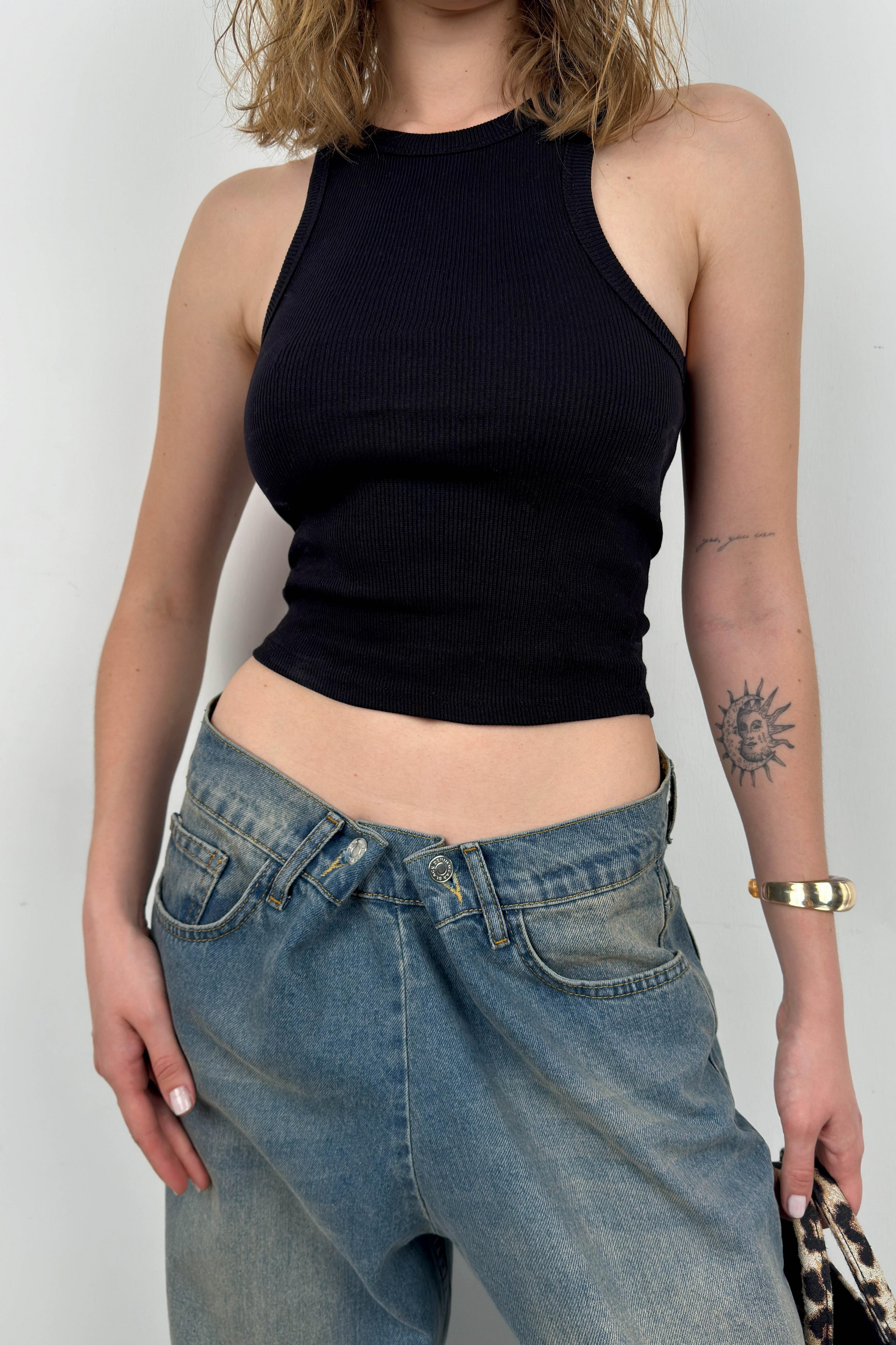 Halter Yaka Kolsuz Bluz görsel 3