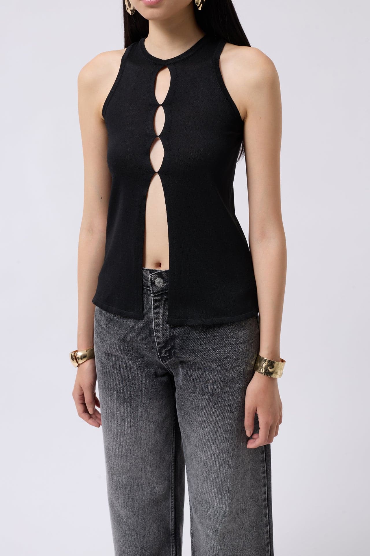 Halter Yaka Göğüs Detay Bluz görsel 4
