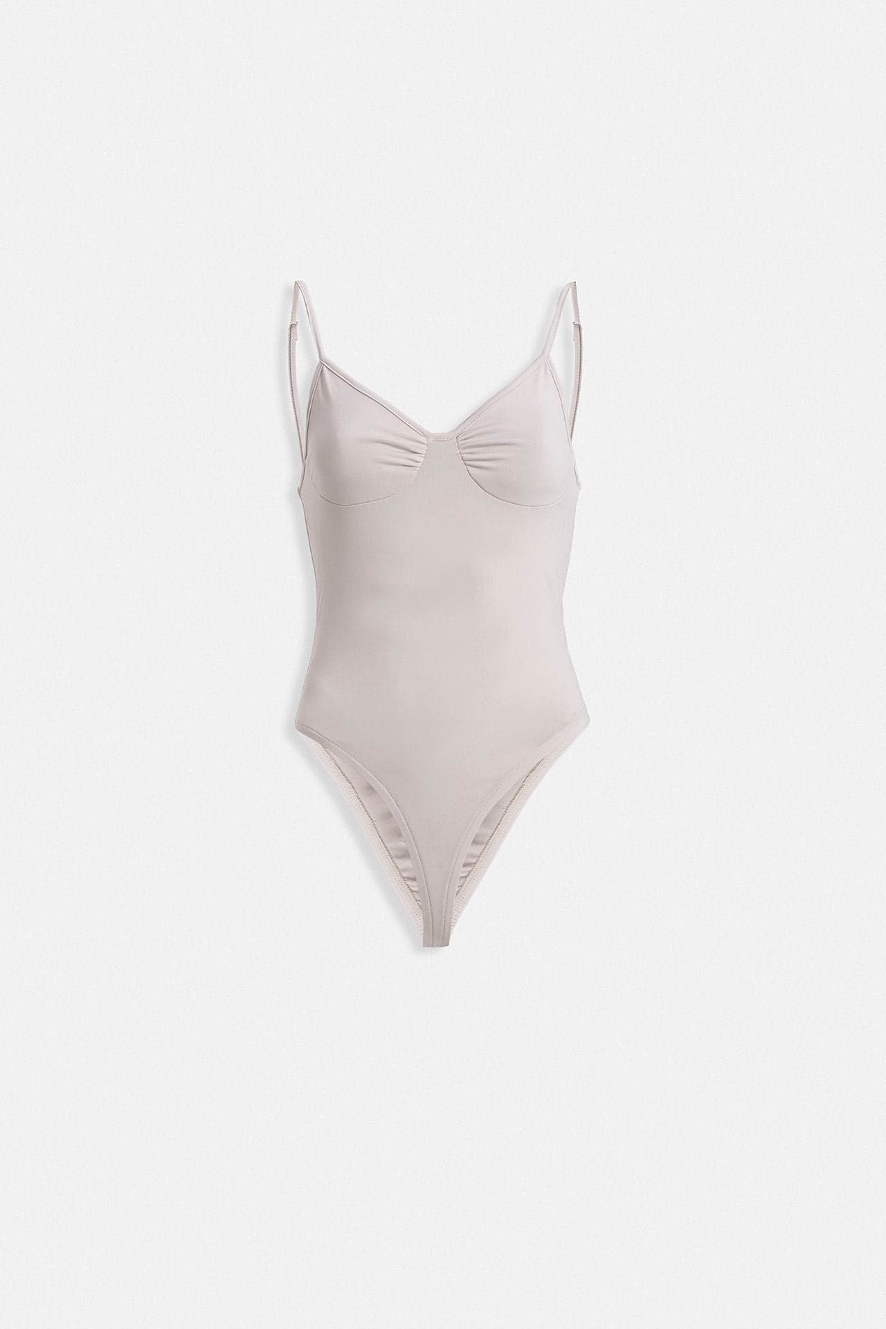 Önü Büzgülü Askılı Bodysuit görsel 2
