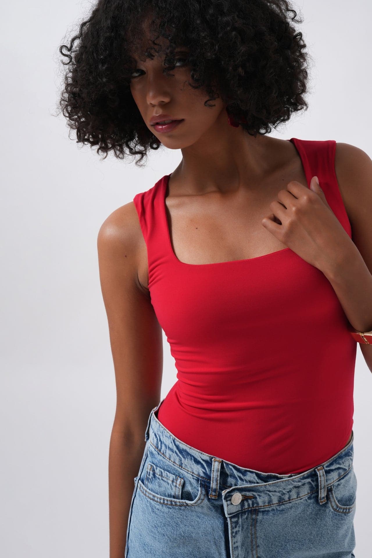 Kare Yaka Kalın Askılı Bodysuit görsel 4