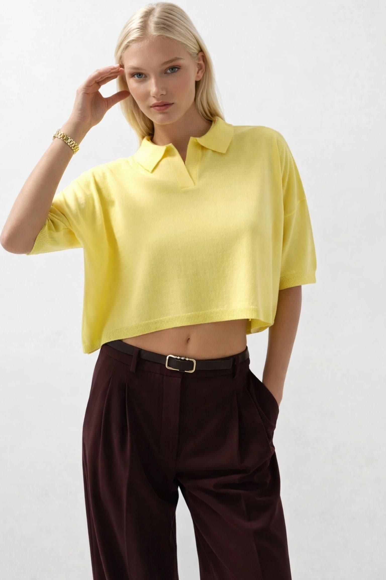 Polo Yaka Crop Dokulu Bluz görsel 2