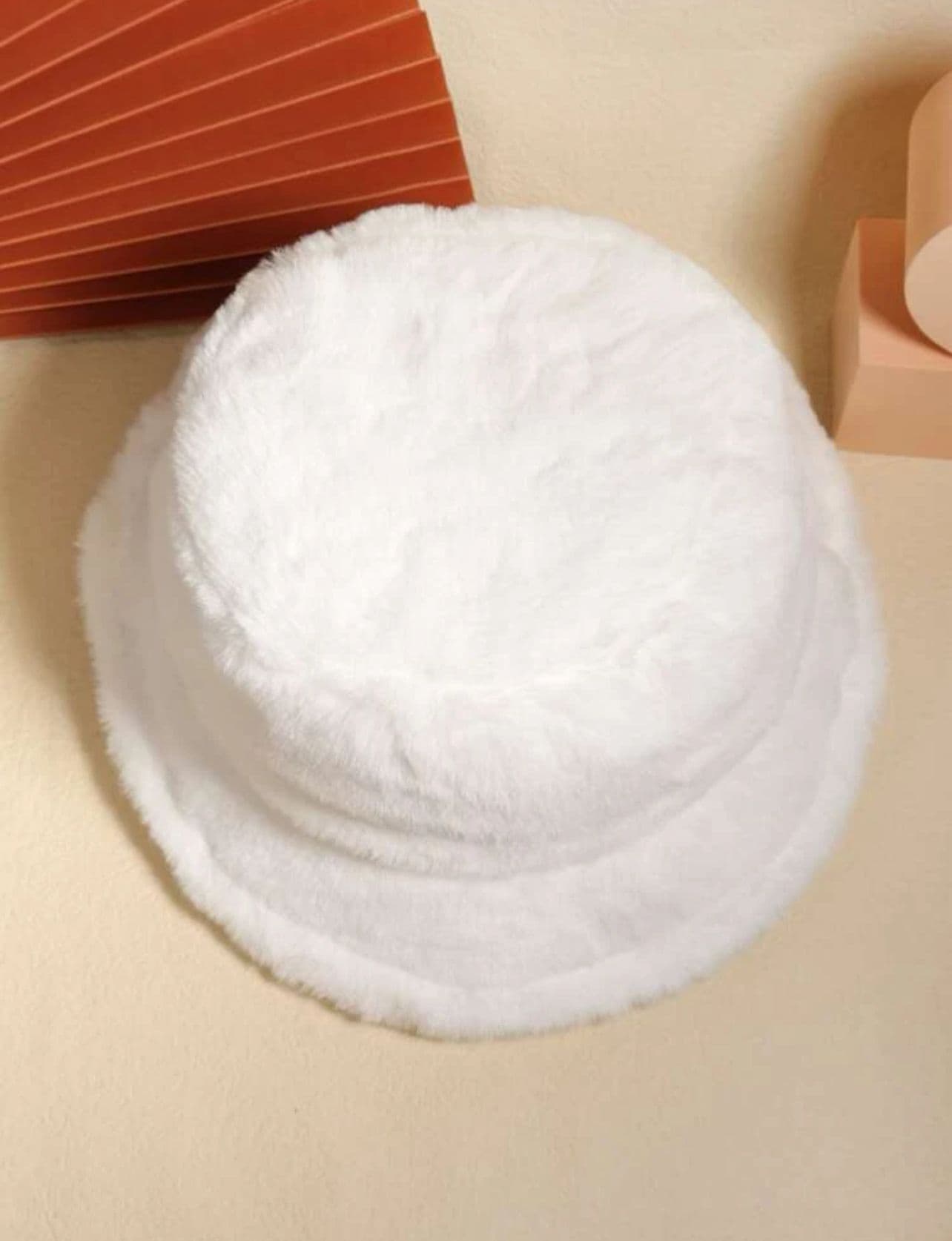 12839-1 Beyaz Renk Peluş Bucket Şapka görsel 3