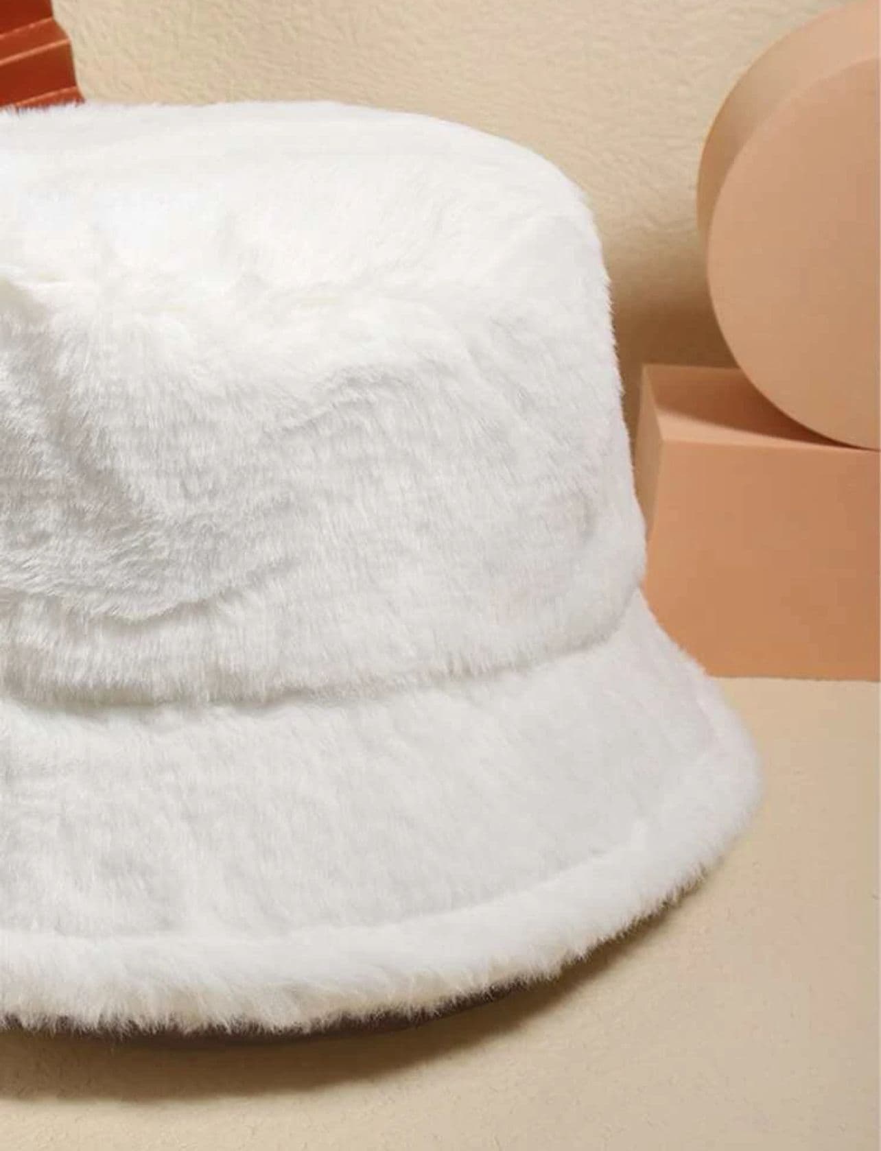 12839-1 Beyaz Renk Peluş Bucket Şapka görsel 4