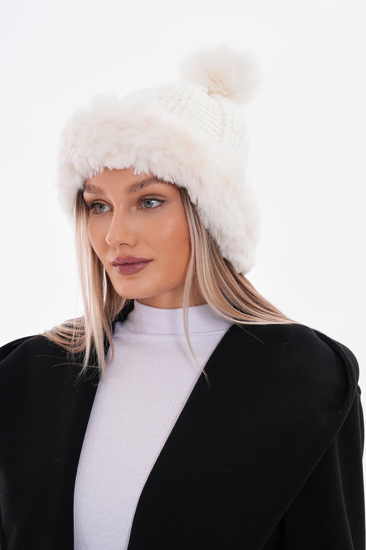 14655 Ponponlu Peluş Kürklü Beyaz Bere görsel 4