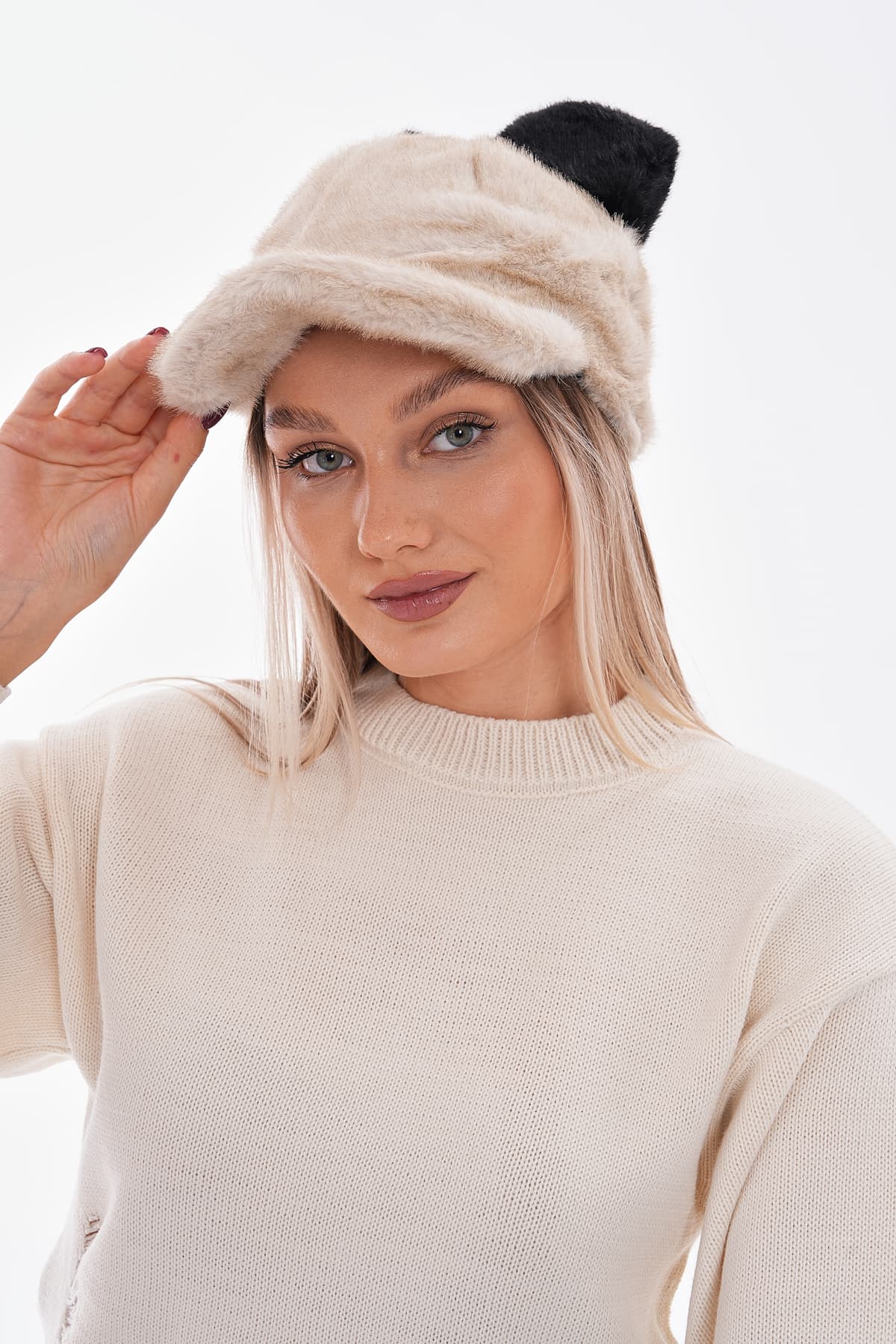 14666 Tavşan Kulaklıklı Bej Peluş Kep görsel 1