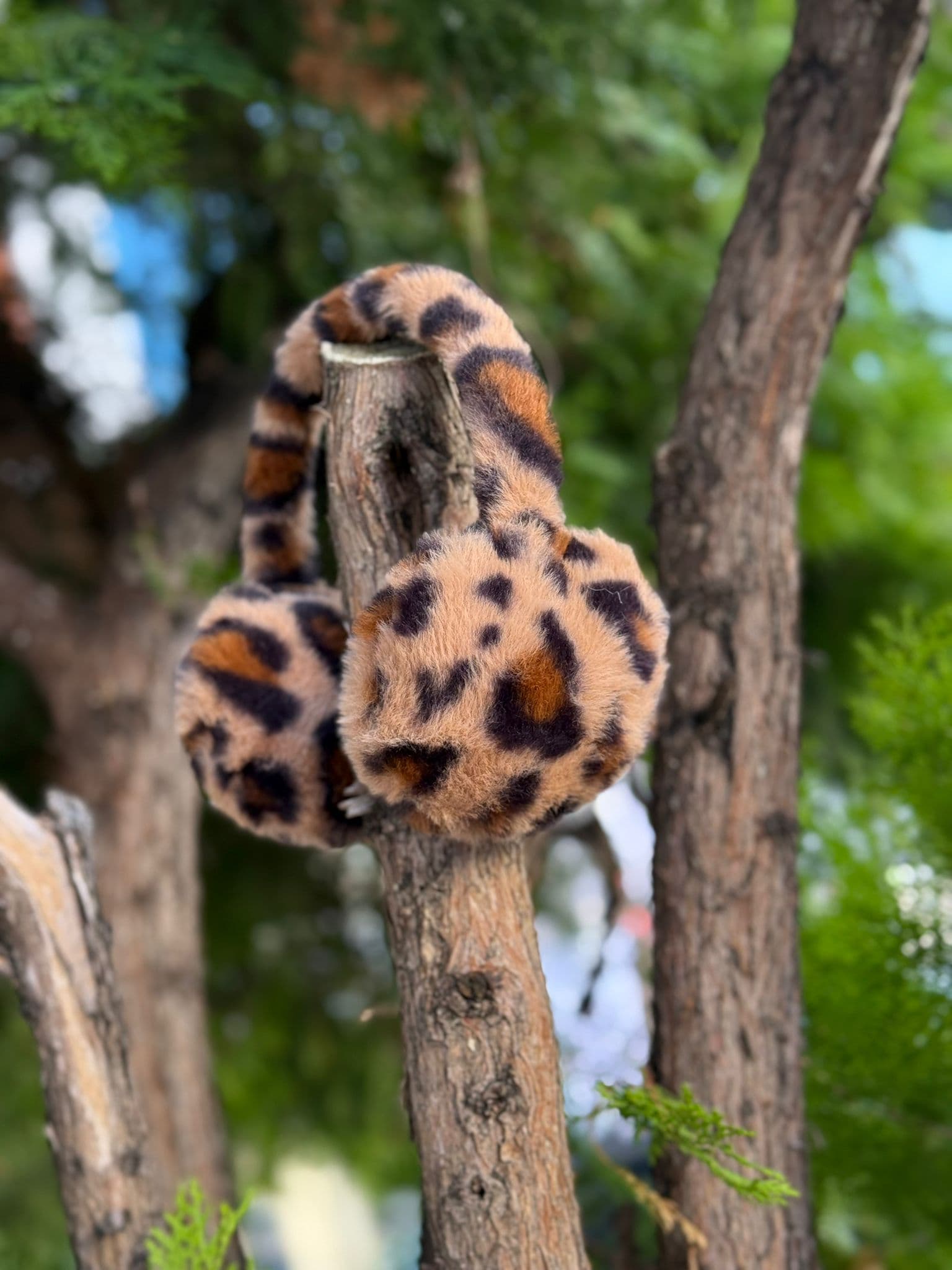 18015 Leopar Vizon Peluş Kulaklık görsel 3