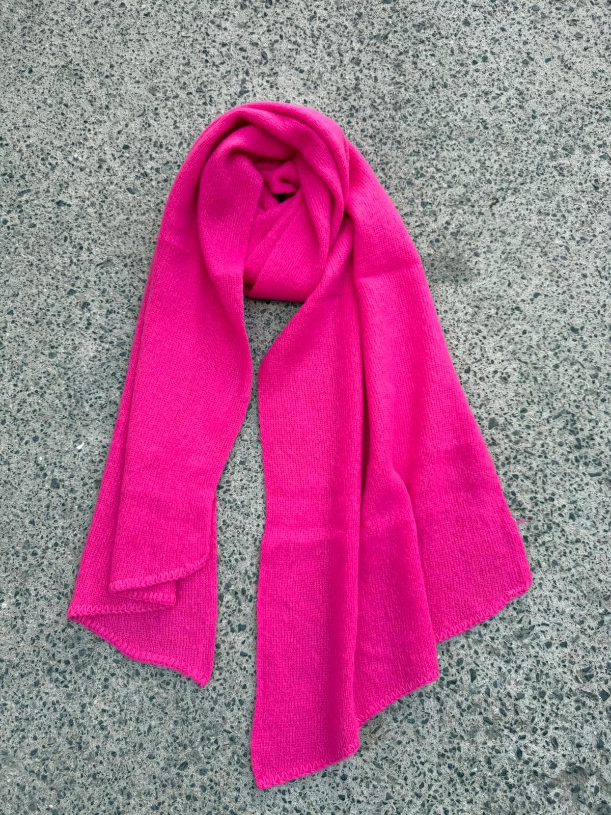 14808 Ucu Çoban Dikişli Fuşya Triko Şal 43x220 cm görsel 2