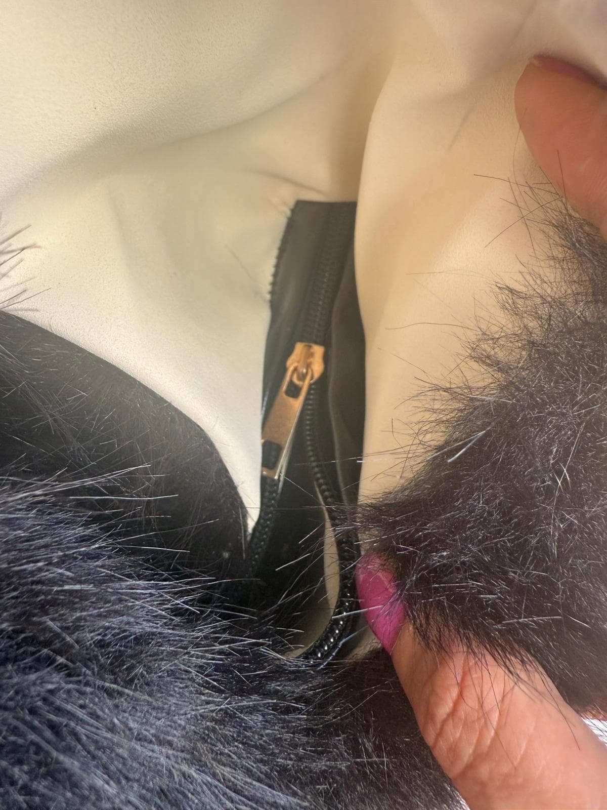 NWC-021 Mango Kumaş Peluş Suni Deri Saplı Siyah Çanta görsel 4