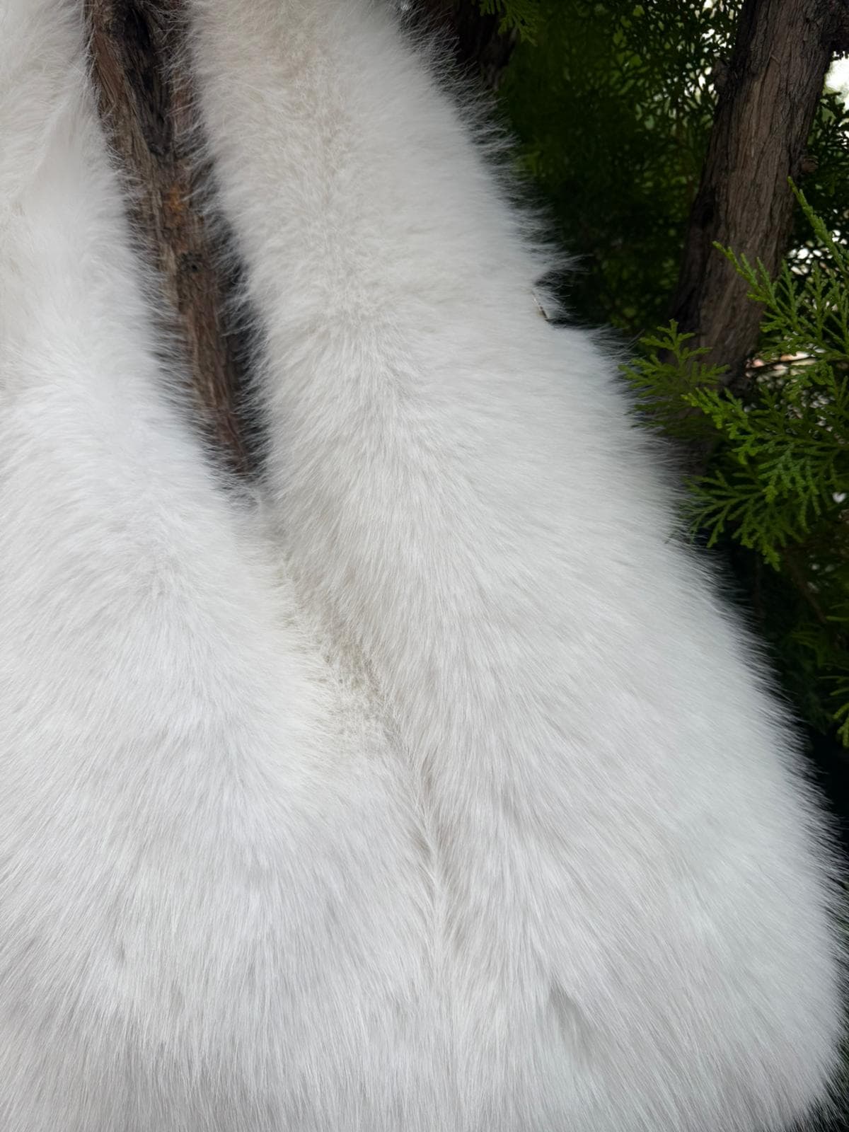 NWC-039 Beyaz Peluş Kol Çantası görsel 3