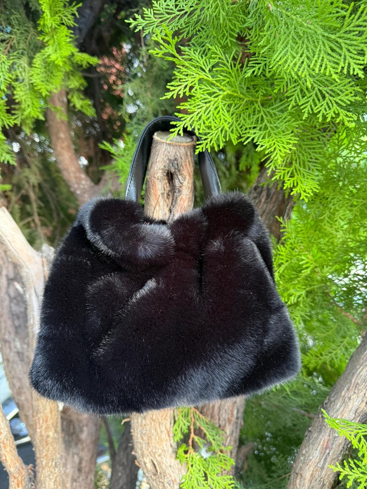 NWC-037 Deri Saplı Peluş Siyah Çanta 15x25 cm görsel 4