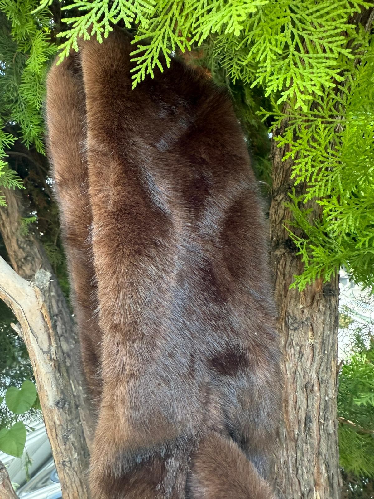 14816 İçten Geçmeli Kahverengi Peluş Boyunluk Atkı 10x95 cm görsel 2