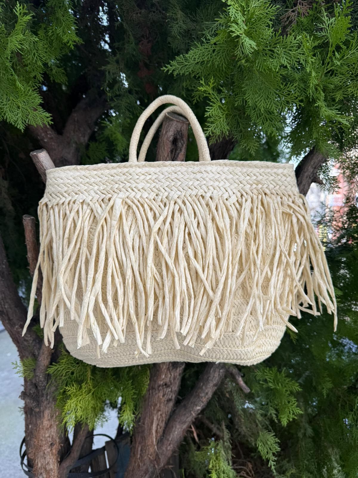 NWC-1066 Bej Saçaklı Hasır Çanta 41x29 cm görsel 2